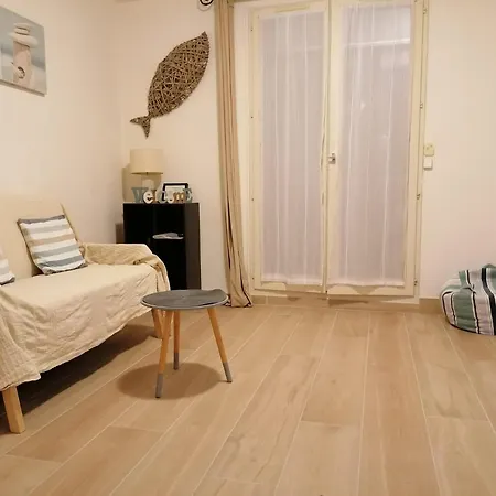 Romantic Sea Apartment